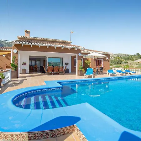 Beautiful Home In Moraira בית נופש *
