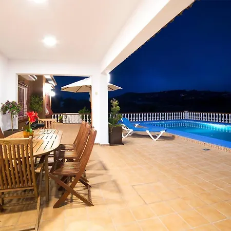 Beautiful Home In Moraira