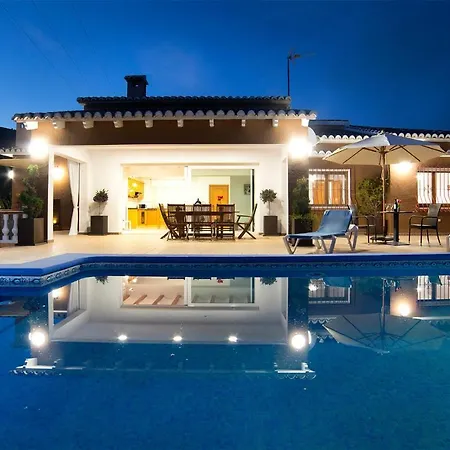 Beautiful Home In Moraira *